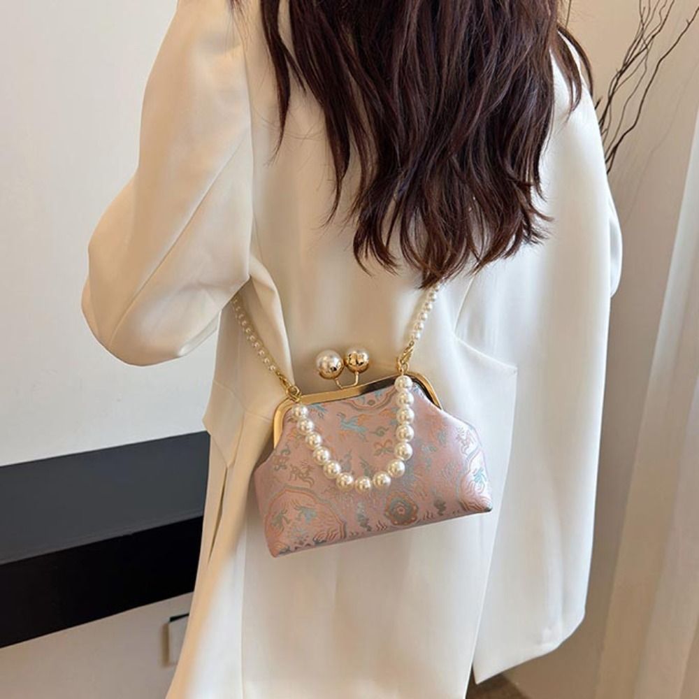 Embroidery Kiss - Pearl Chinese Style Handbag Kiss Lock